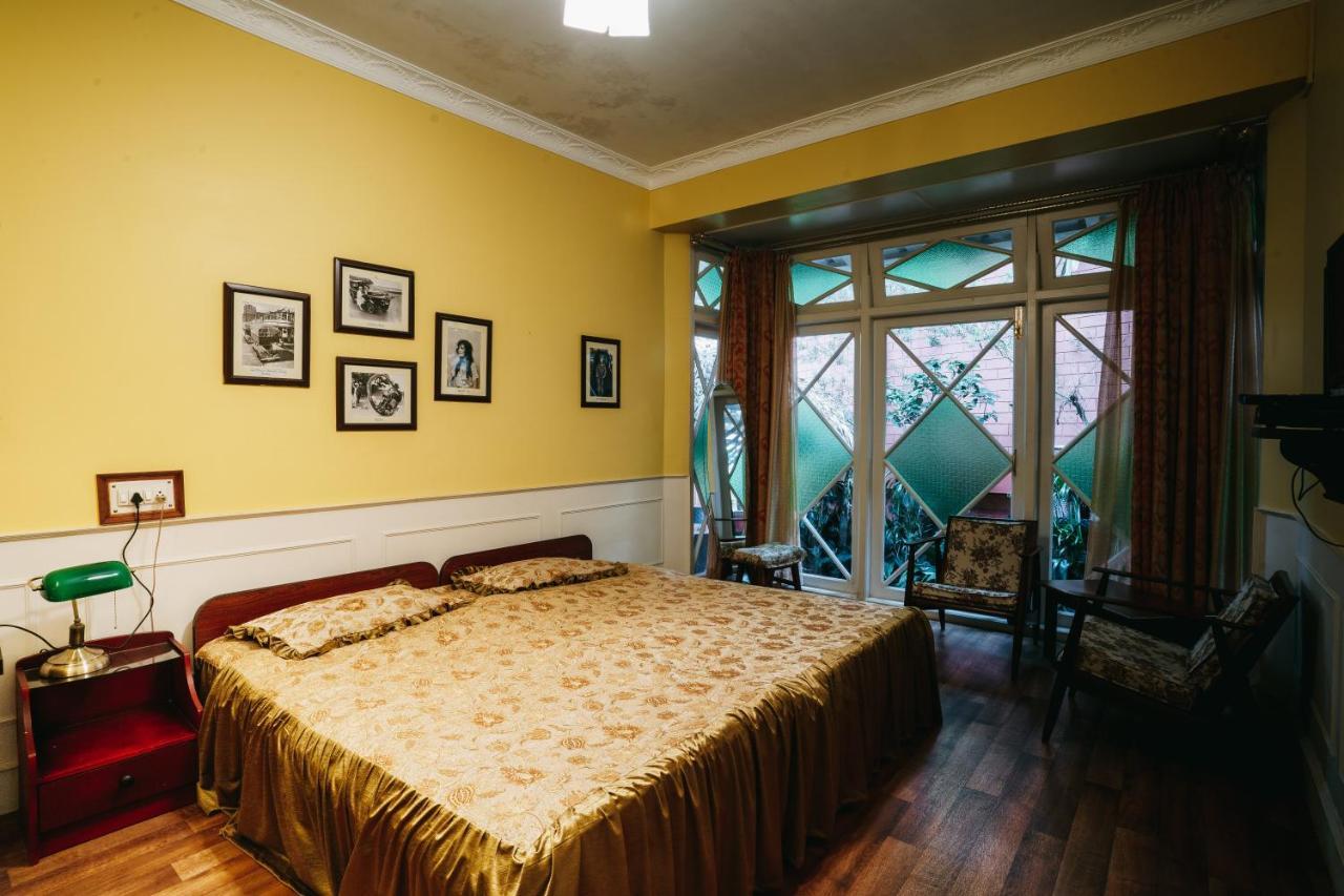 Rock Cliff Home Stay Шиллонг Экстерьер фото