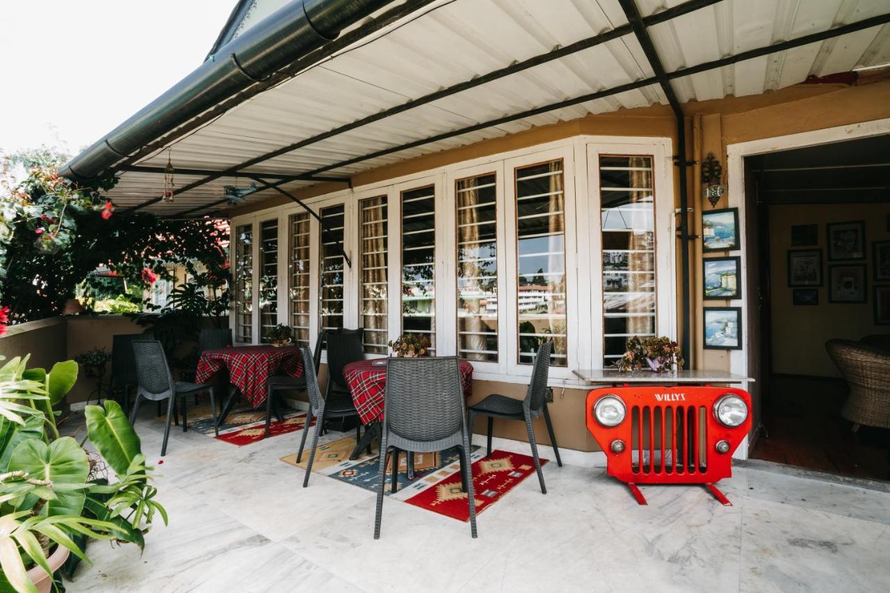 Rock Cliff Home Stay Шиллонг Экстерьер фото