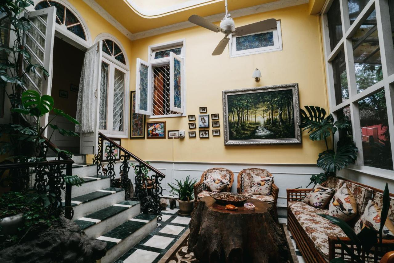 Rock Cliff Home Stay Шиллонг Экстерьер фото