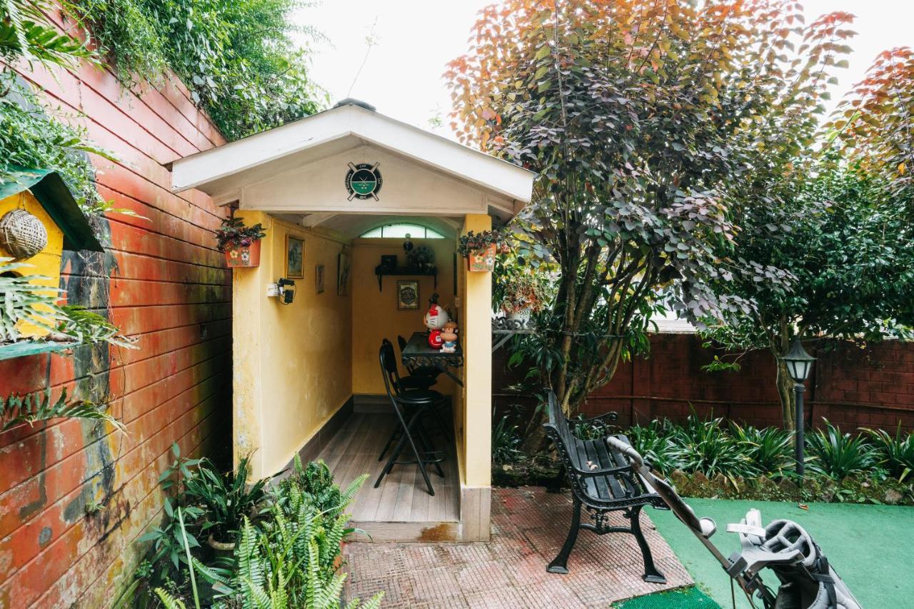 Rock Cliff Home Stay Шиллонг Экстерьер фото